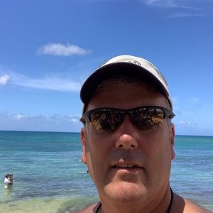 Meet your Posher, Keith